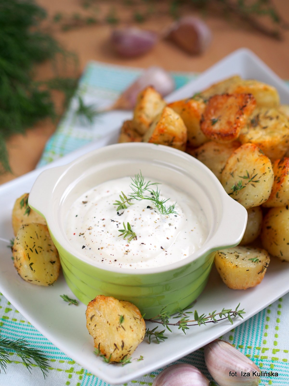 Sos. Jogurt. Czosnek. Dip czosnkowo jogurtowy | Smaczna Pyza