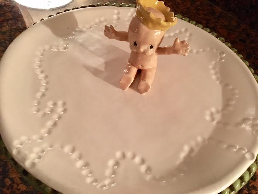 The Uptown Acorn Mardi Gras {King Cake Baby Platter}