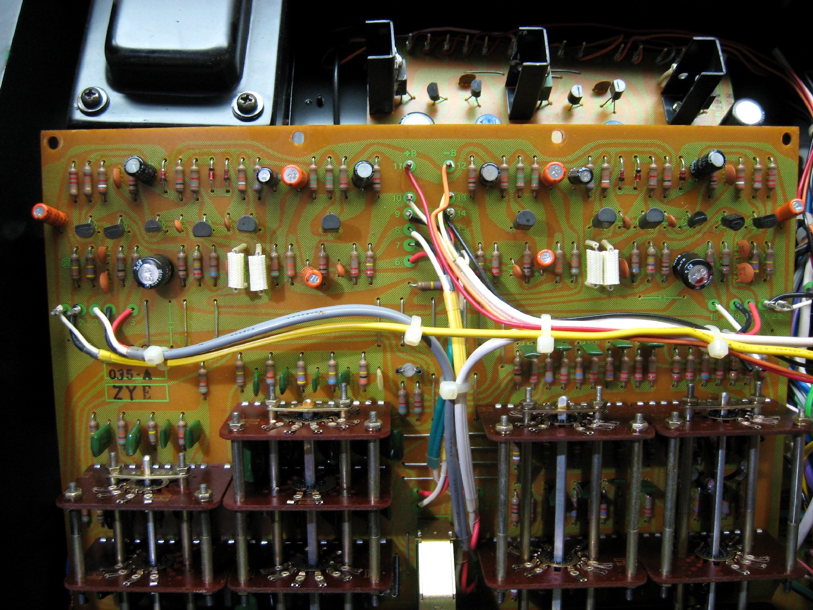 Matt's Vintage Audio Repair Pioneer SPEC1 recap and restoration! (New