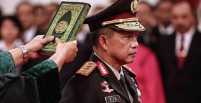 Kapolri: Tolak TNI Diberi Kewenangan Full Dalam Ops Penumpasan Terorisme, Namun Tidak Masalah Jika TNI Dilibatkan Dalam Operasi Penumpasan Teroris Kapolri Tolak TNI diberi Kewenangan Penindakan Terorisme