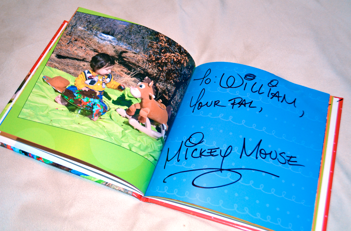 OFELIA JESENIA DIY Disney Autograph Book