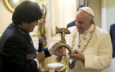 hammer%2Band%2Bsicle%2Bcrucifix.jpg