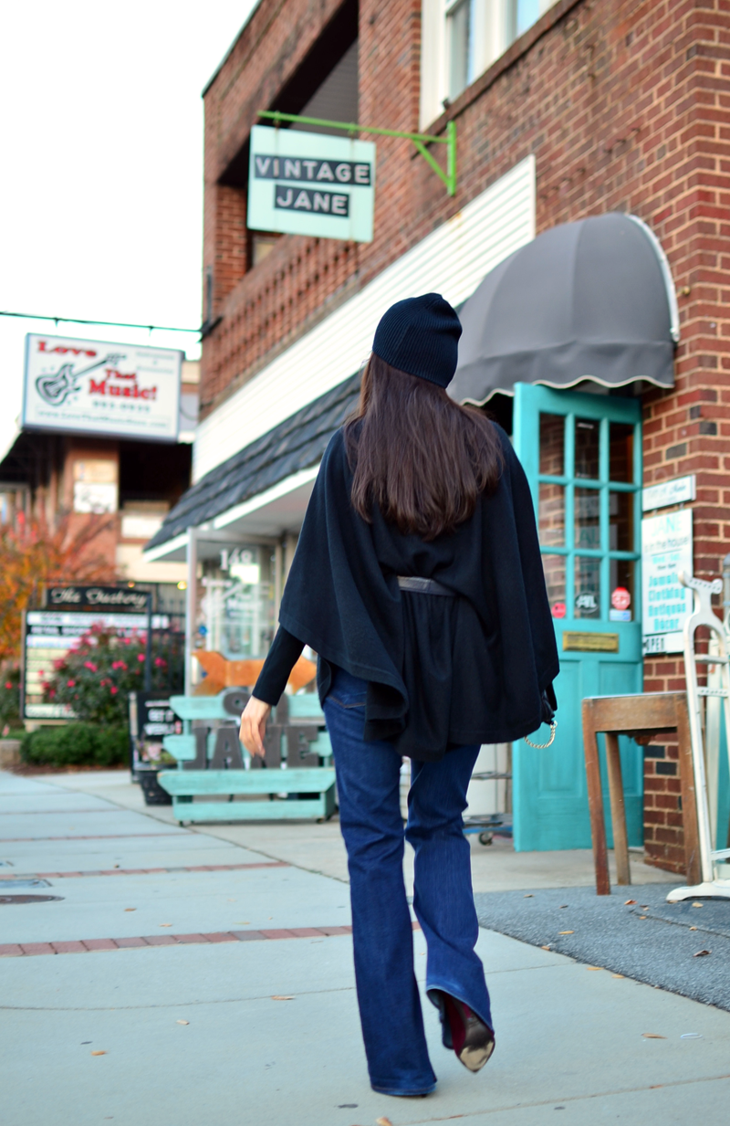 Polished Bohemian Flared Jeans with Cashmere Poncho MY SMALL WARDROBE