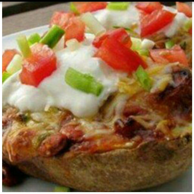 HOW TO MAKE CHICKEN STUFFED POTATOES