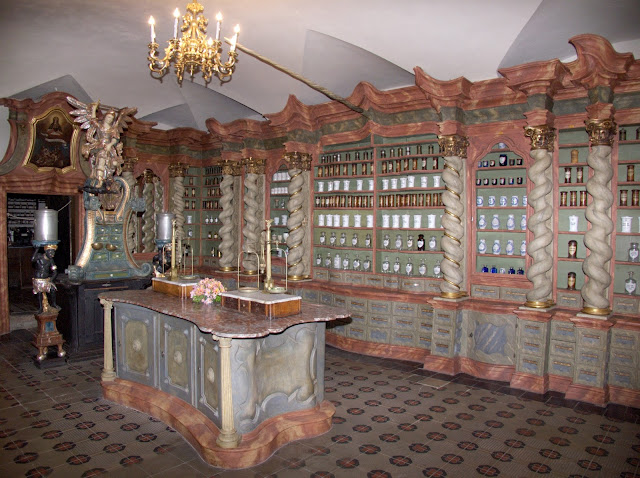 La Pharmacie baroque de Klatovy 10303