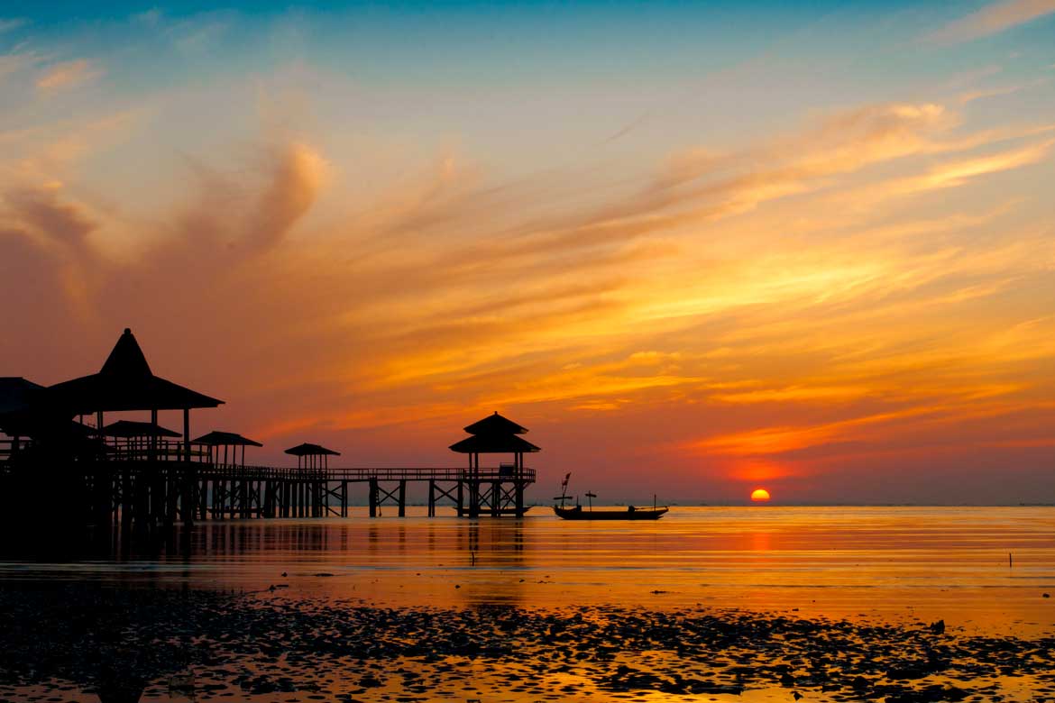 Pantai Kenjeran, Objek Wisata Pantai Andalan Surabaya
