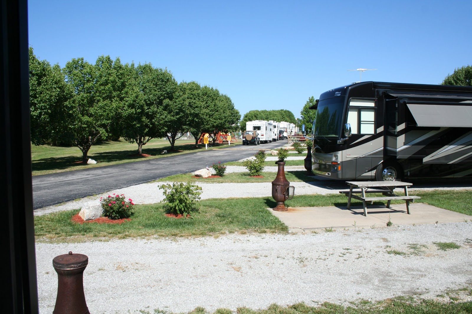 Joe, Diane, & Mallery's Big Adventure Modern Day Gypsies Cottonwoods