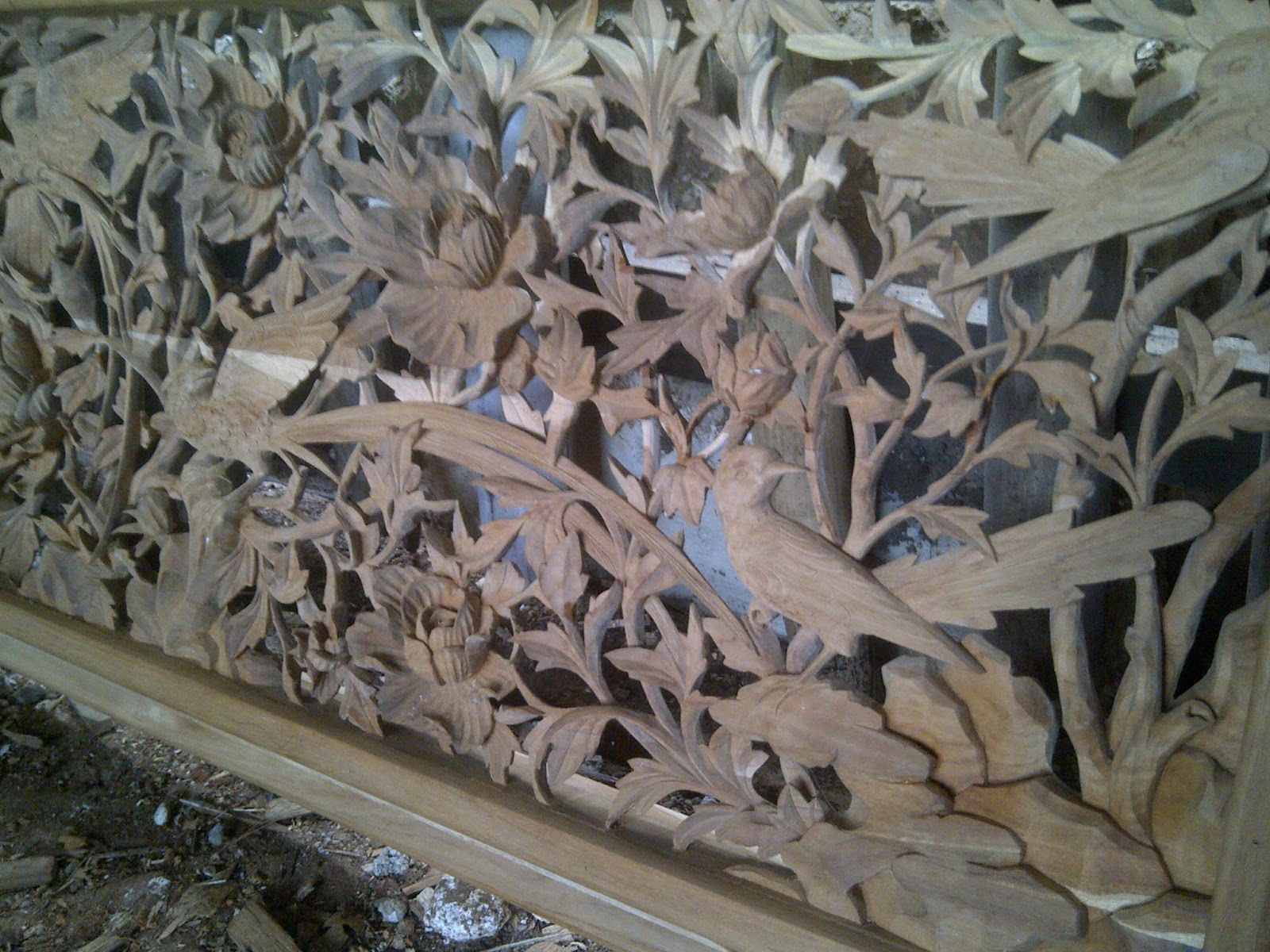 Ukiran Jepara Relief dan Kaligrafi 3 Dimensi: Ukian Cina