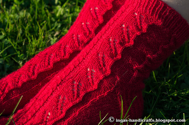 Punased lehesokid / Red Leaves Socks 
