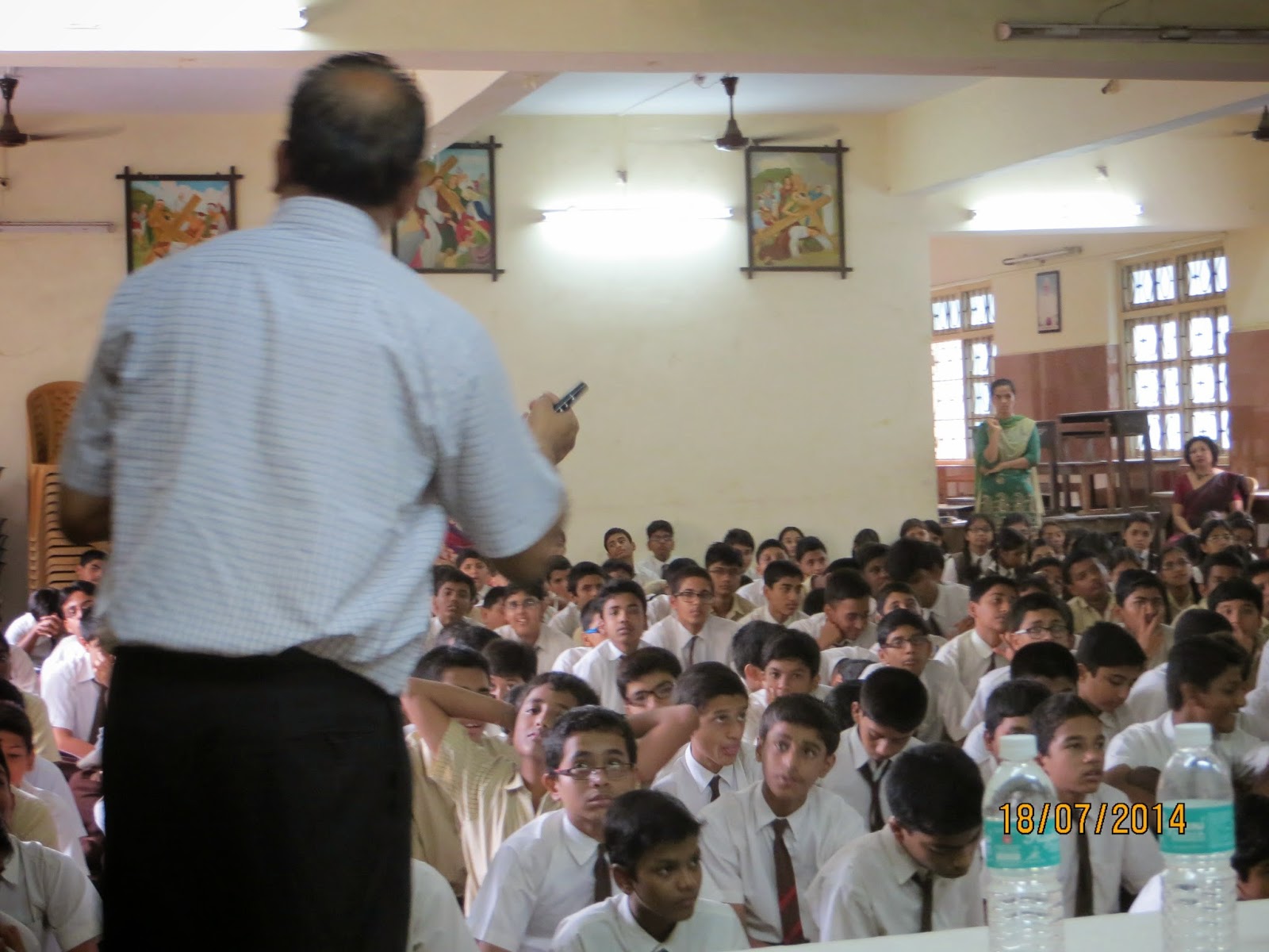 AVEC Mumbai LOURDES HIGH SCHOOL KALYAN STUDENTS' ORIENTATION