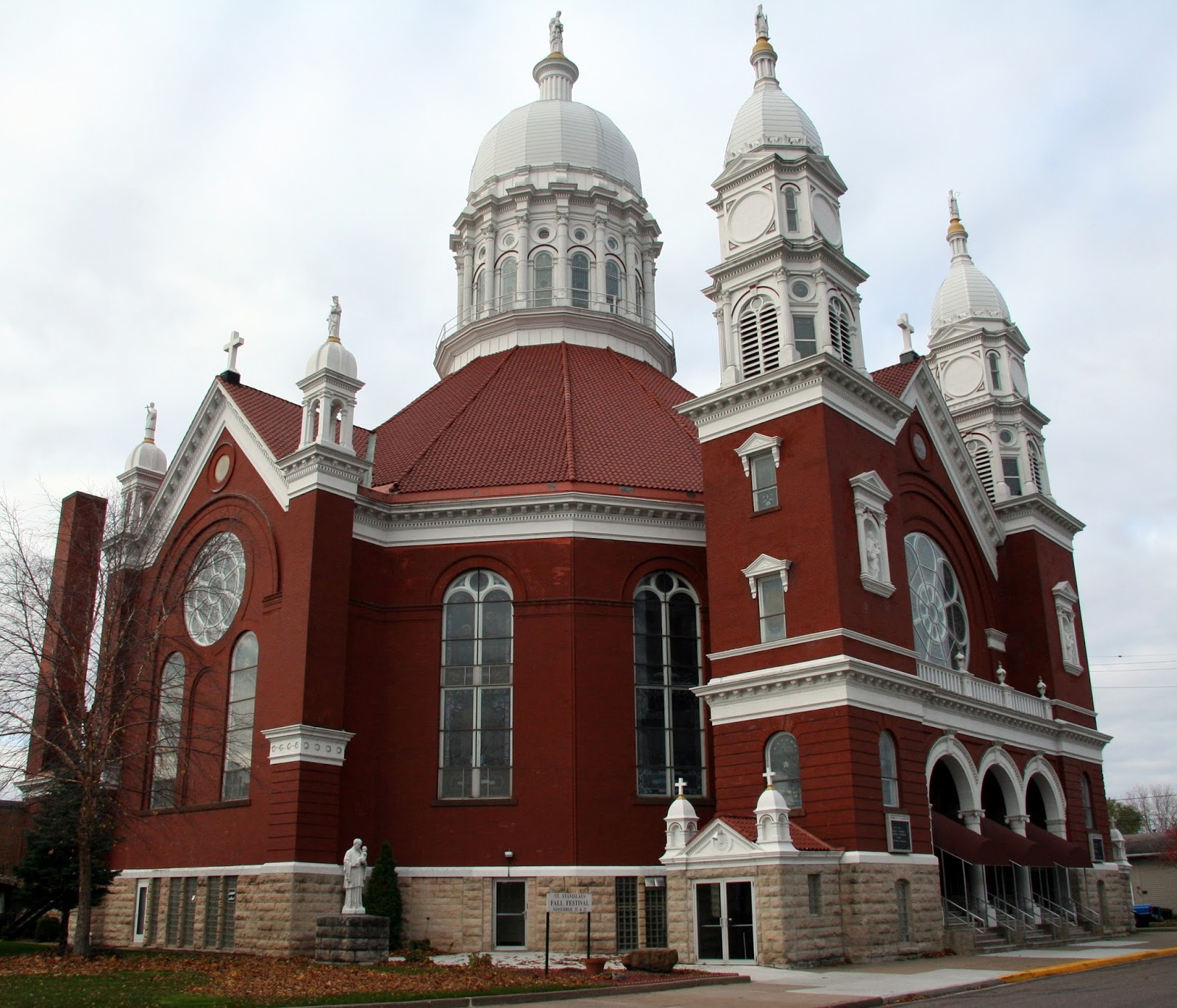 Gone Walkabout 2 Basilica of St. Stanislaus Kostka in Winona, MN