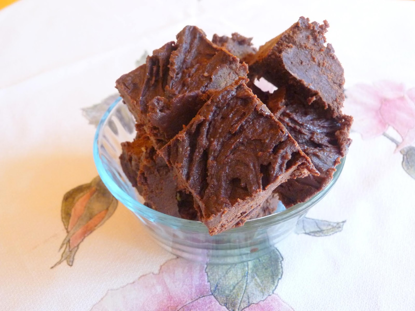 SUPERFAST CONDENSED MILK CHOCOLATE FUDGE