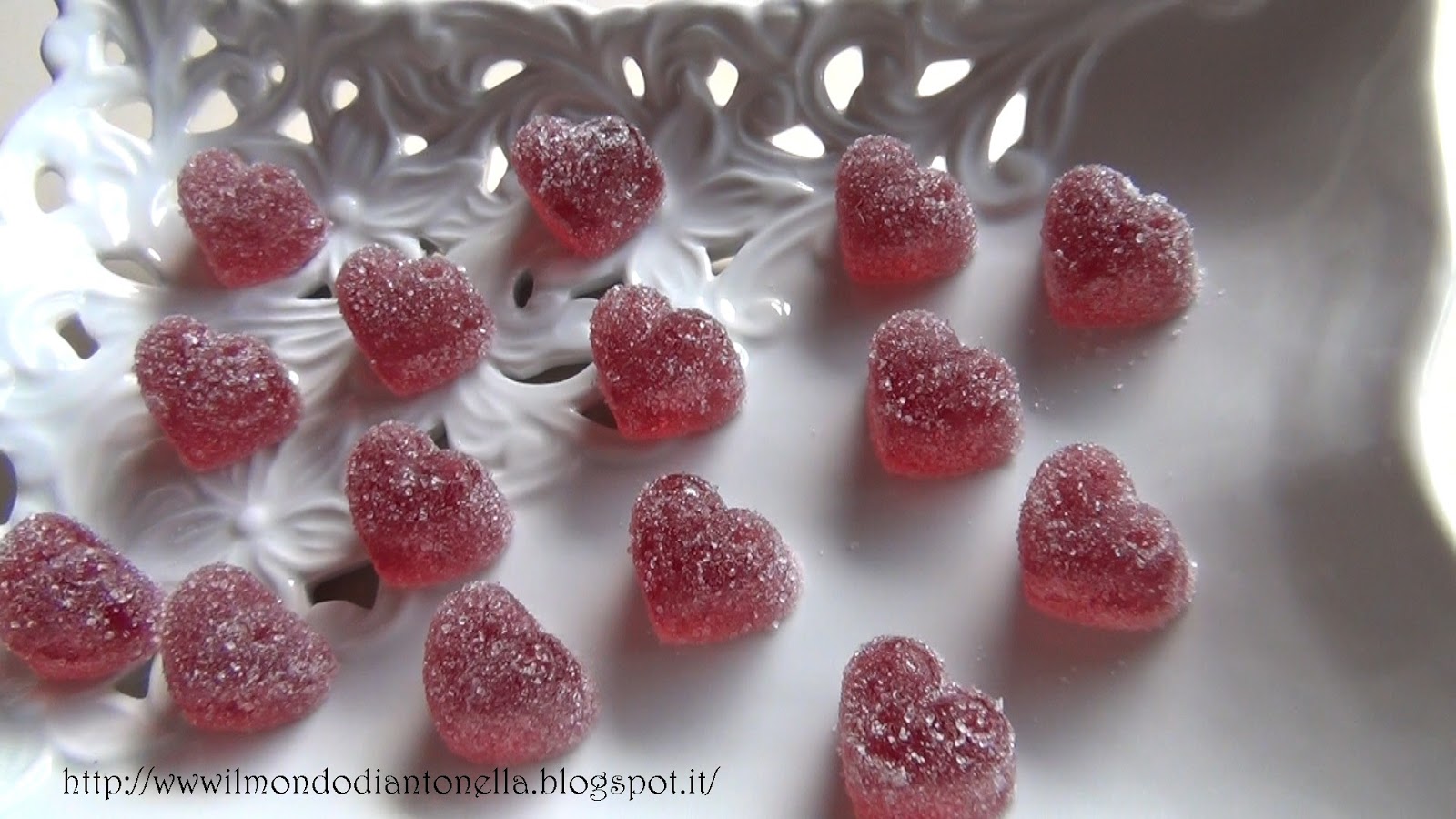 Il Bellissimo Mondo Di Antonella Decorating: Caramelle geleè alla frutta ,  caramelle gommose fatte in casa