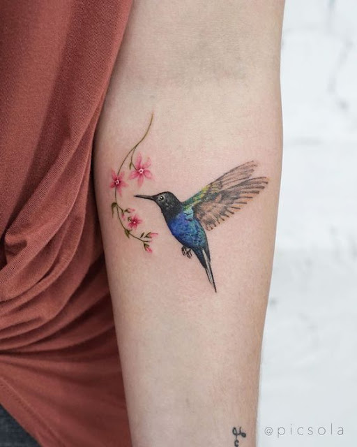 Tatuagens de aves para as mulheres Tatuagens de aves para as mulheres