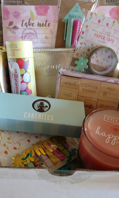 These are a few of my favorite (Spring) things!  See what I received in a surprise Springtime box!