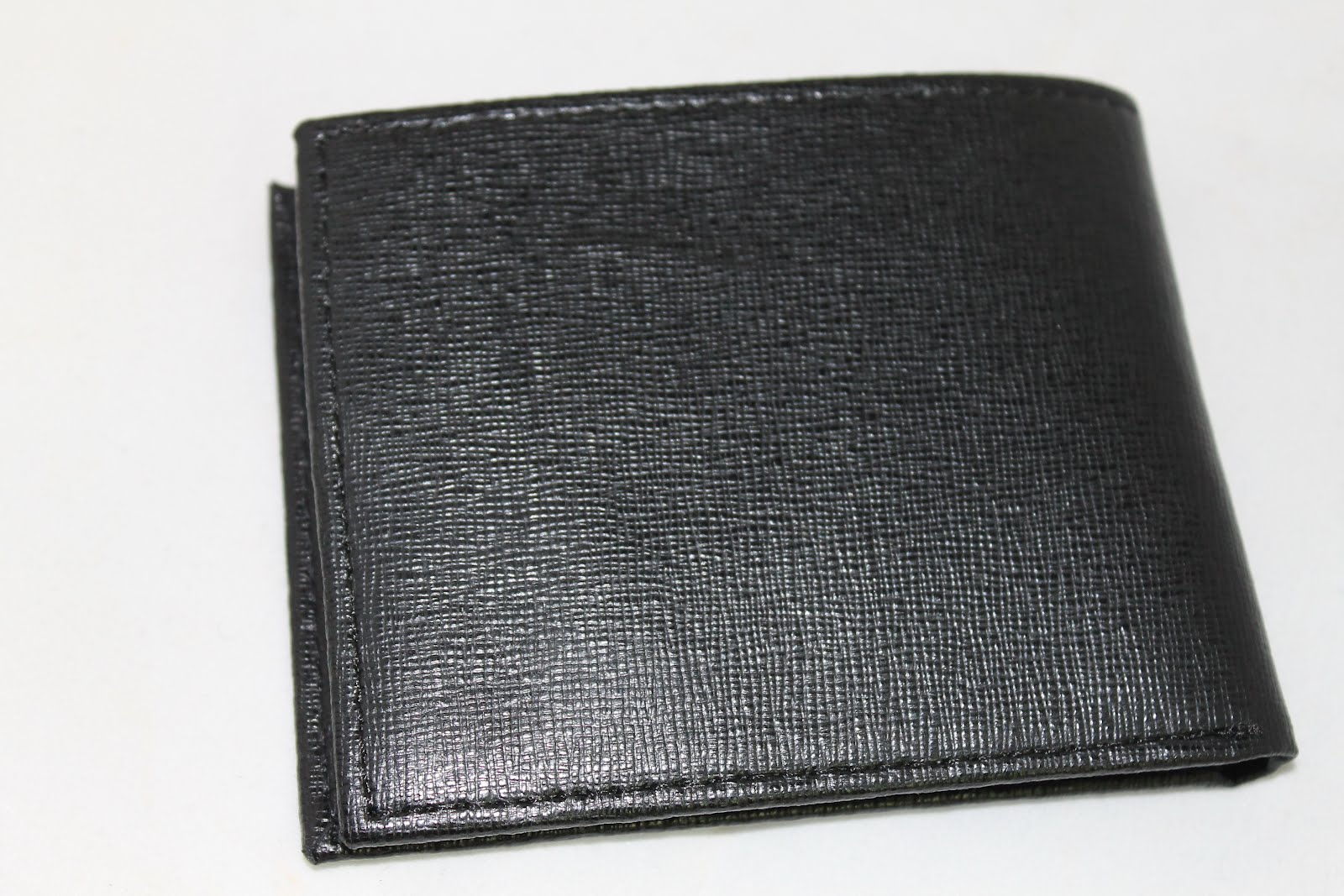 Boutique Malaysia: DKNY MENS BIFOLD WALLET