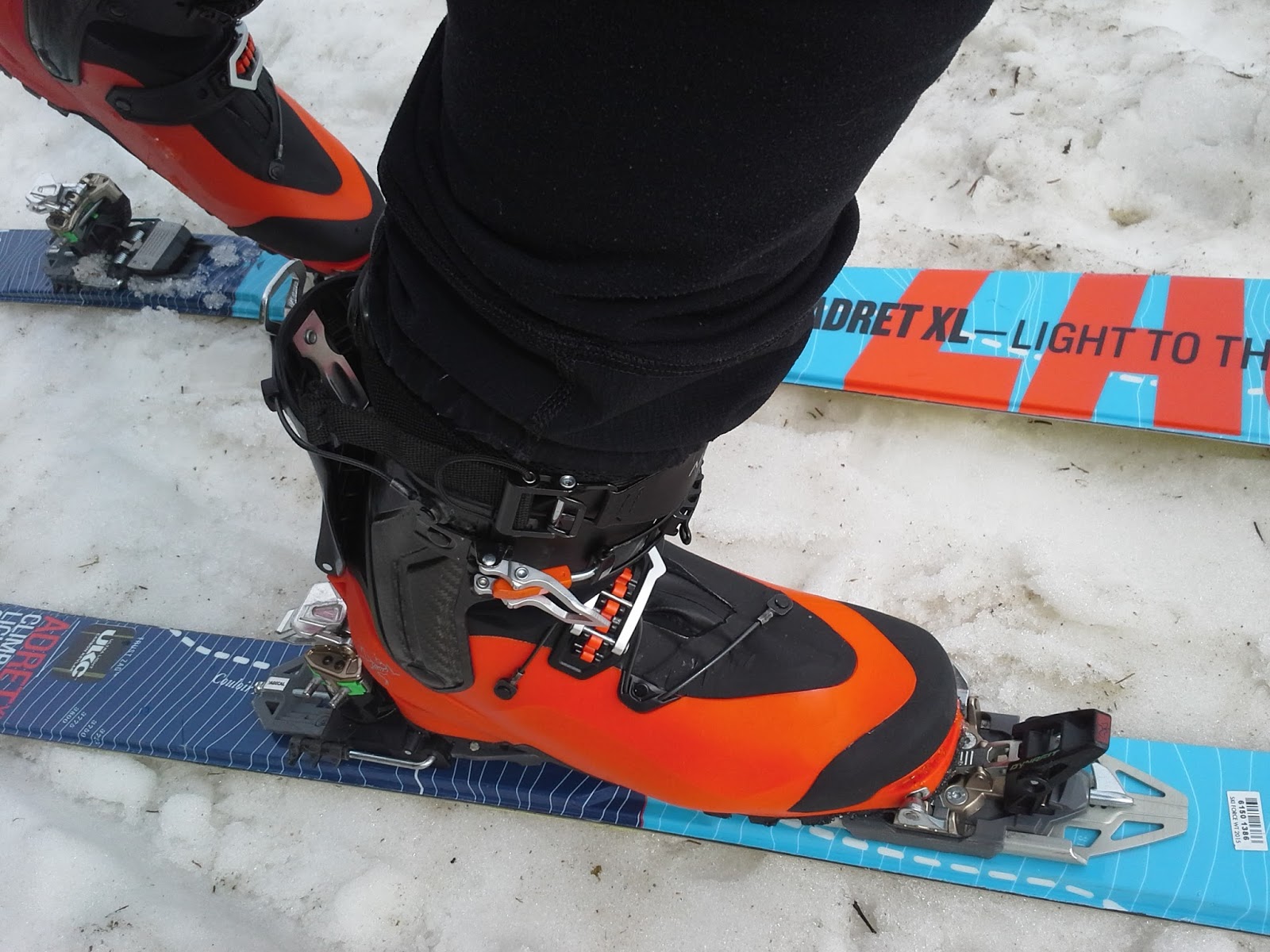 chaussures alpinisme vieux campeur