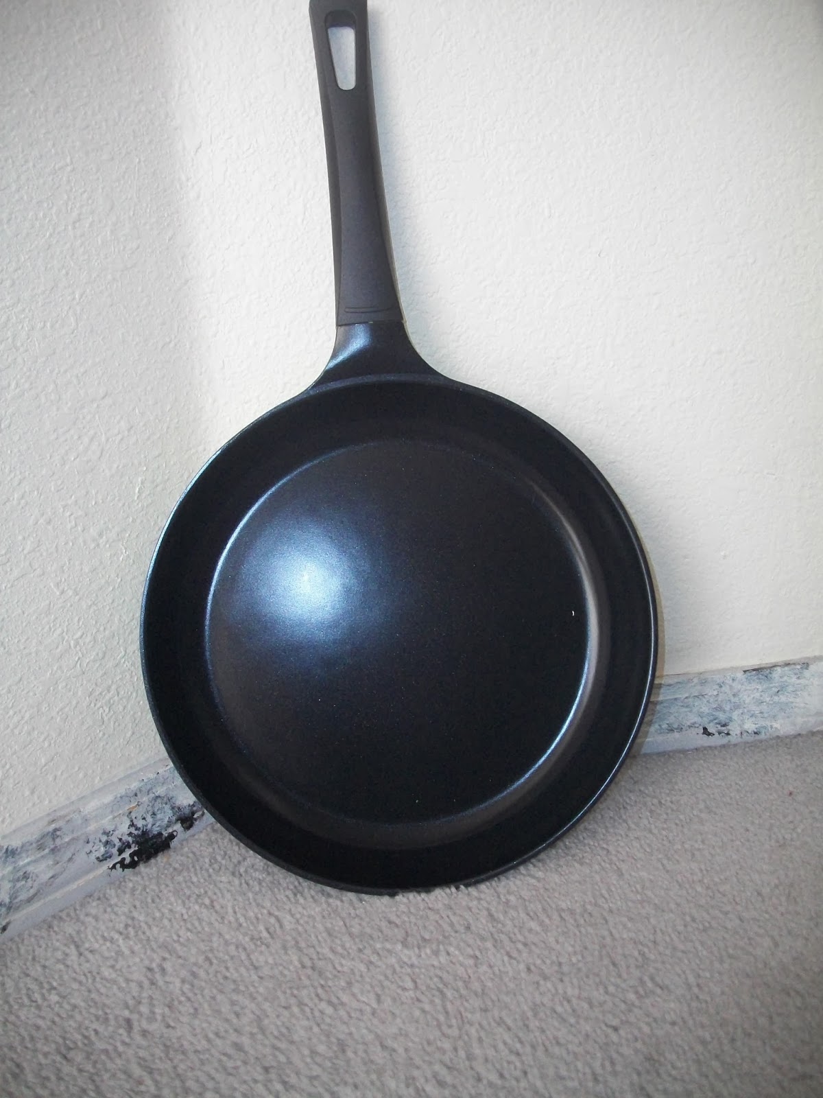 10 Green Ceramic Frying Pan by Ozeri, with Smooth Ceramic Non-Stick  Coating (100% PTFE and PFOA Free) 