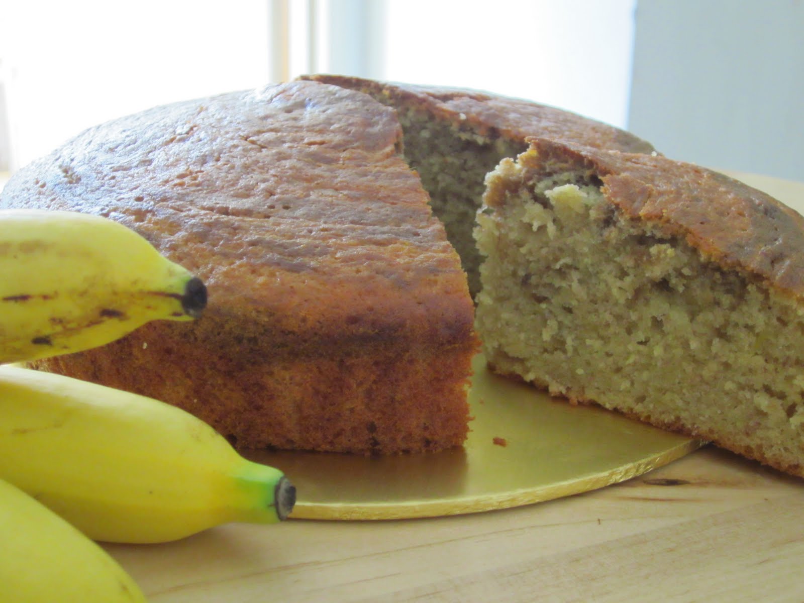 Taste Buds... Banana Coconut Milk Cake.....