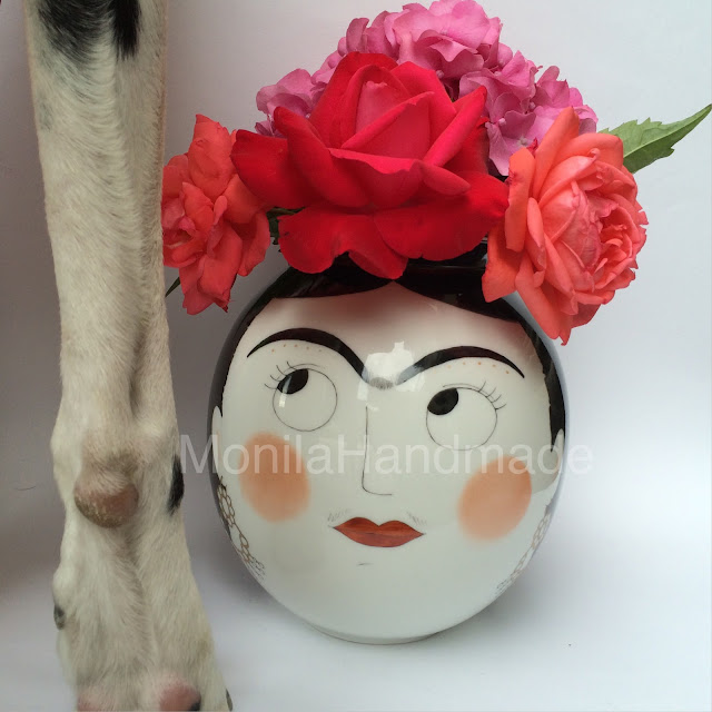 Monila Handmade,Frida Kahlo,dipinto a mano,vaso,porcellana
