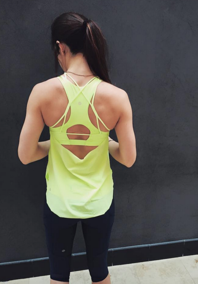 http://www.anrdoezrs.net/links/7680158/type/dlg/http://shop.lululemon.com/products/clothes-accessories/tanks-no-support/Sea-Me-Run-Singlet?cc=17394&skuId=3593288&catId=tanks-no-support