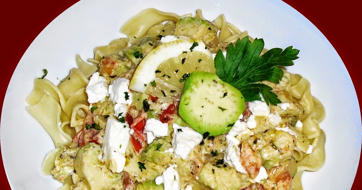 Futtern wie bei Muttern: Pikante Avocado-Zubereitung auf Pasta