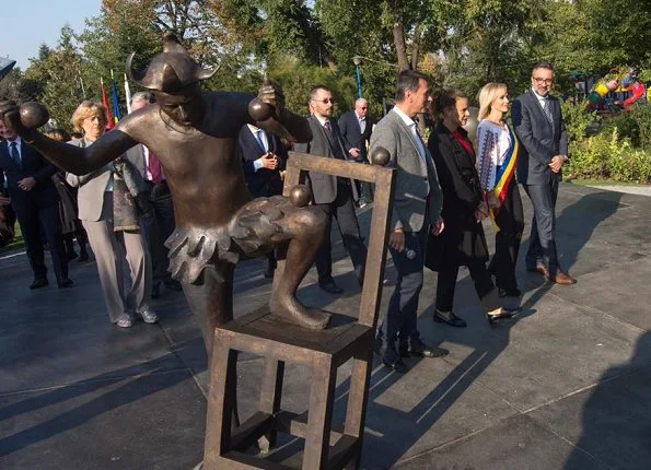 Princess Stephanie of Monaco, Prince Radu of Romania, Bucharest Mayor Gabriela Firea, Princess Margareta at Circus Park