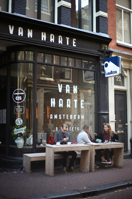 Amsterdam cafe