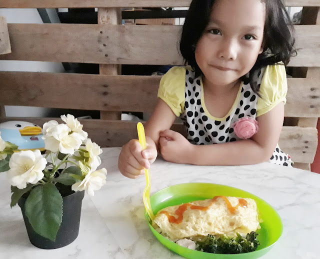 Nasi Goreng Resipe, fried rice recipe, simple fried rice for kids, resipi nasi goreng mudah, resipi nasi goreng mudah untuk anak-anak, dumex dugro, susu dugro,