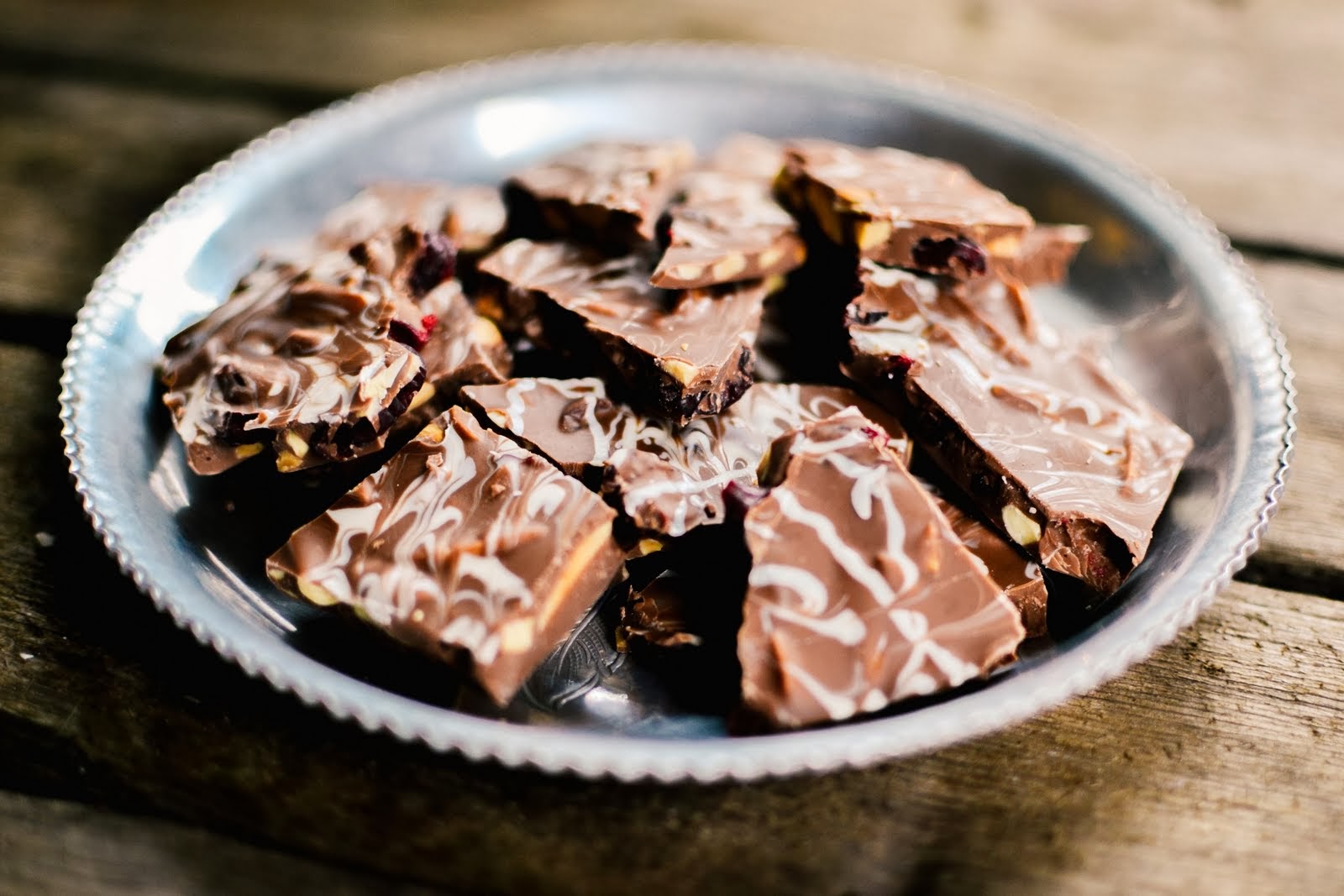 p.s.♡ Christmas baking cranberry almond bark
