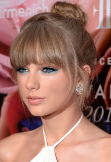 Bentusie How The Best To Get Taylor Swift Updo Hairstyles For You