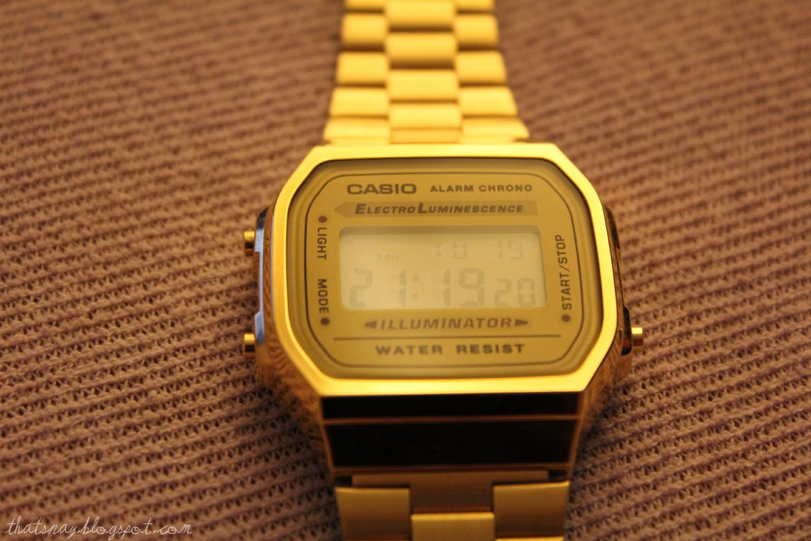 HanaaNaySkyy: Casio A168