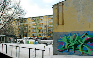 http://fotobabij.blogspot.com/2016/01/graffiti-na-tapete-zdjecia.html