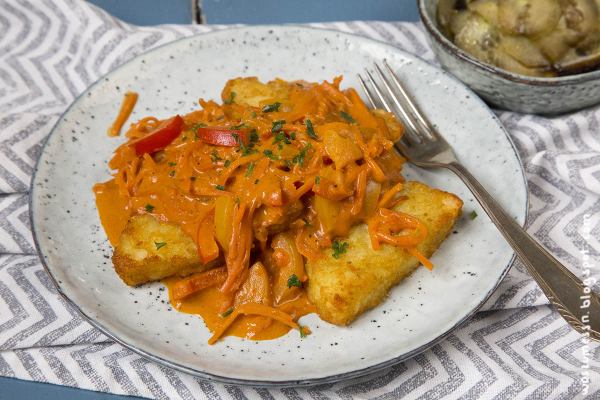 Wos zum Essn KarottenPaprikaSauce Die Röstis schreien Drauf damit!