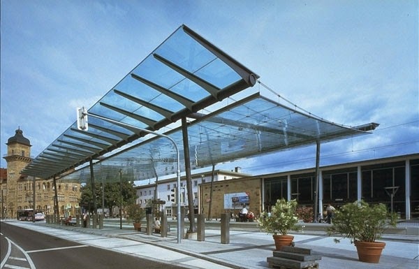 Effective ideas for a canopy made of glass