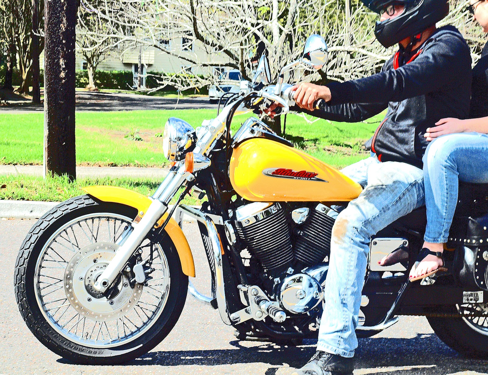 angels and people, life in New Orleans jeans, boots and sandals