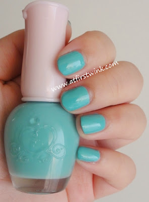Etude House nail polish DGR701 - Tint Mint turquoise