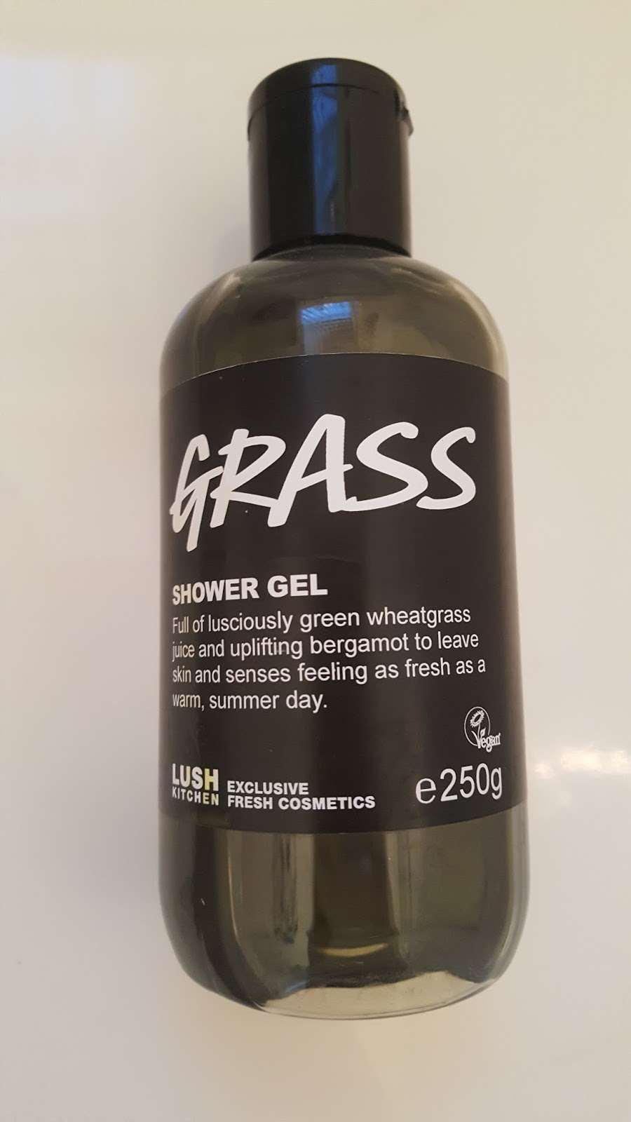 Grass Shower Gel Summer in a bottle The Lush Box