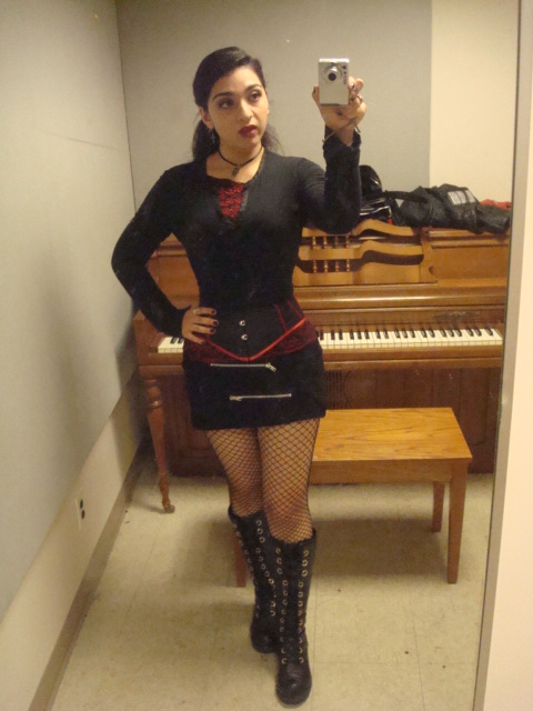Mary's Insatiable Fable: Rainy Day Corset Outfit