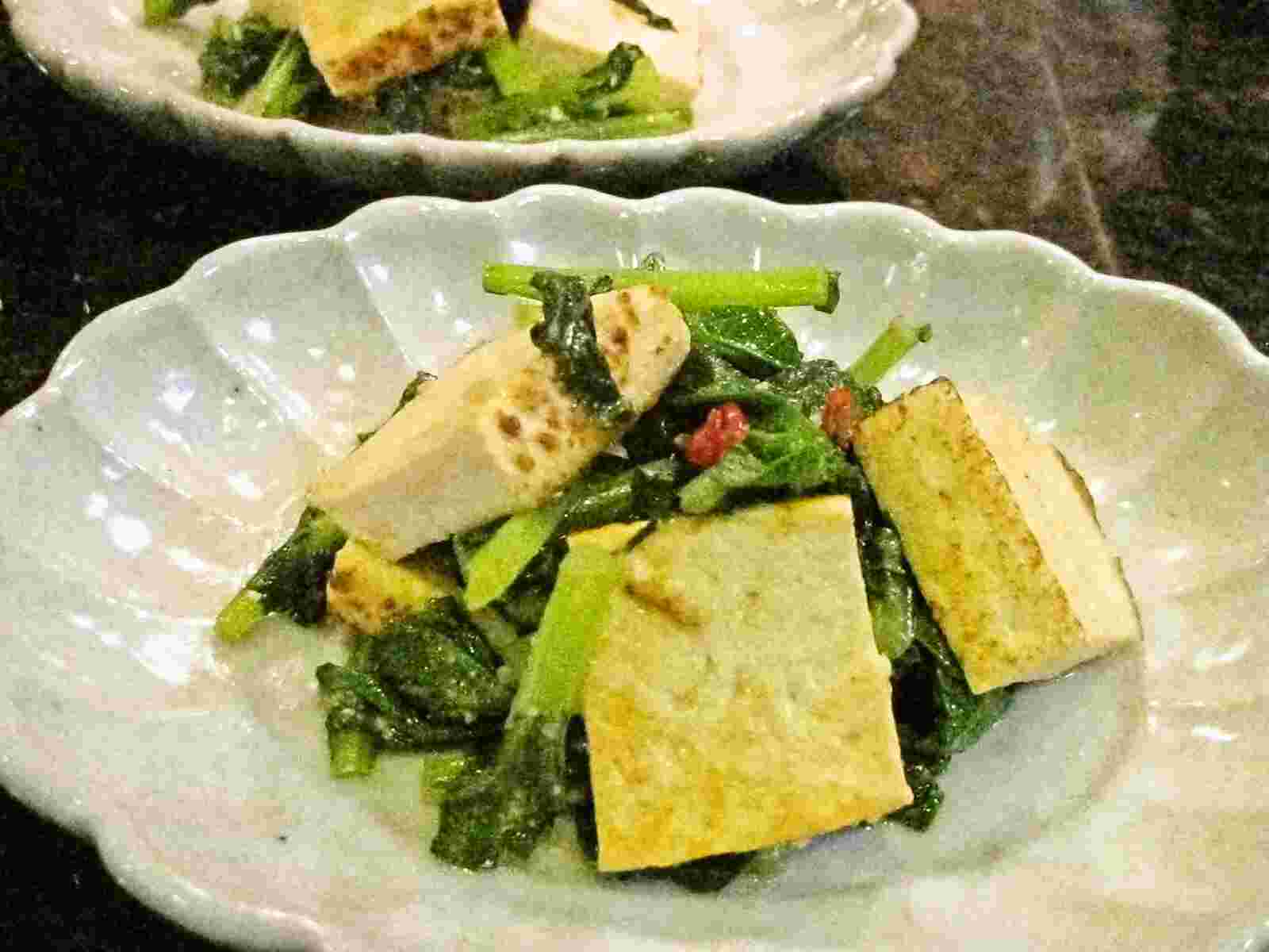 Recipes for Tom Tofu to daikon no happa no miso itame / tofu and