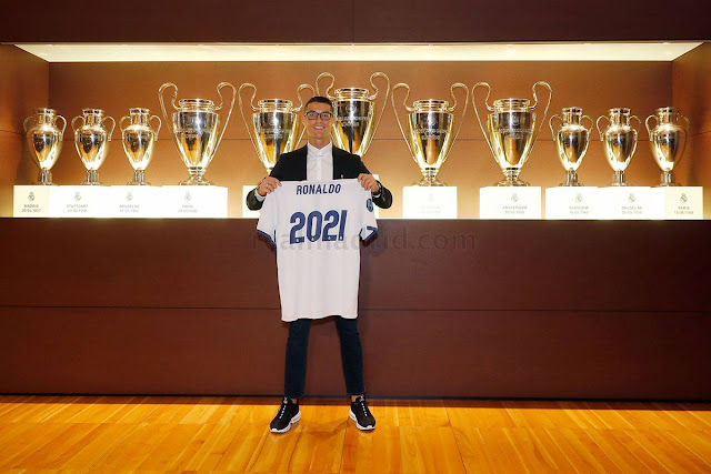 Cristiano Ronaldo Cristiano Ronaldo: "Éste es mi penúltimo contrato"