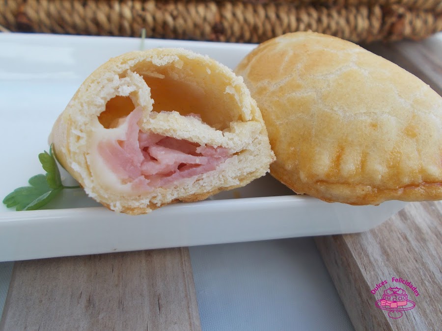 Empanadillas de york y queso