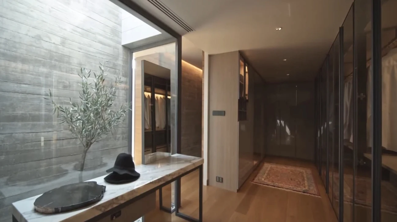 13 Photos vs. Casa de Alisa a two-story modern residence in Nonthaburi, Thailand, designed by Stu/D/O Architects - Luxury Home & Interior Design Video Tour