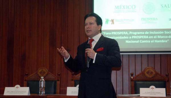 La pobreza ha existido y existirá va de la mano con la humanidad; México es un referente mundial en su combate, dice titular de Prospera La pobreza ha existido y existirá va de la mano con la humanidad; México es un referente mundial en su combate, dice titular de Prospera