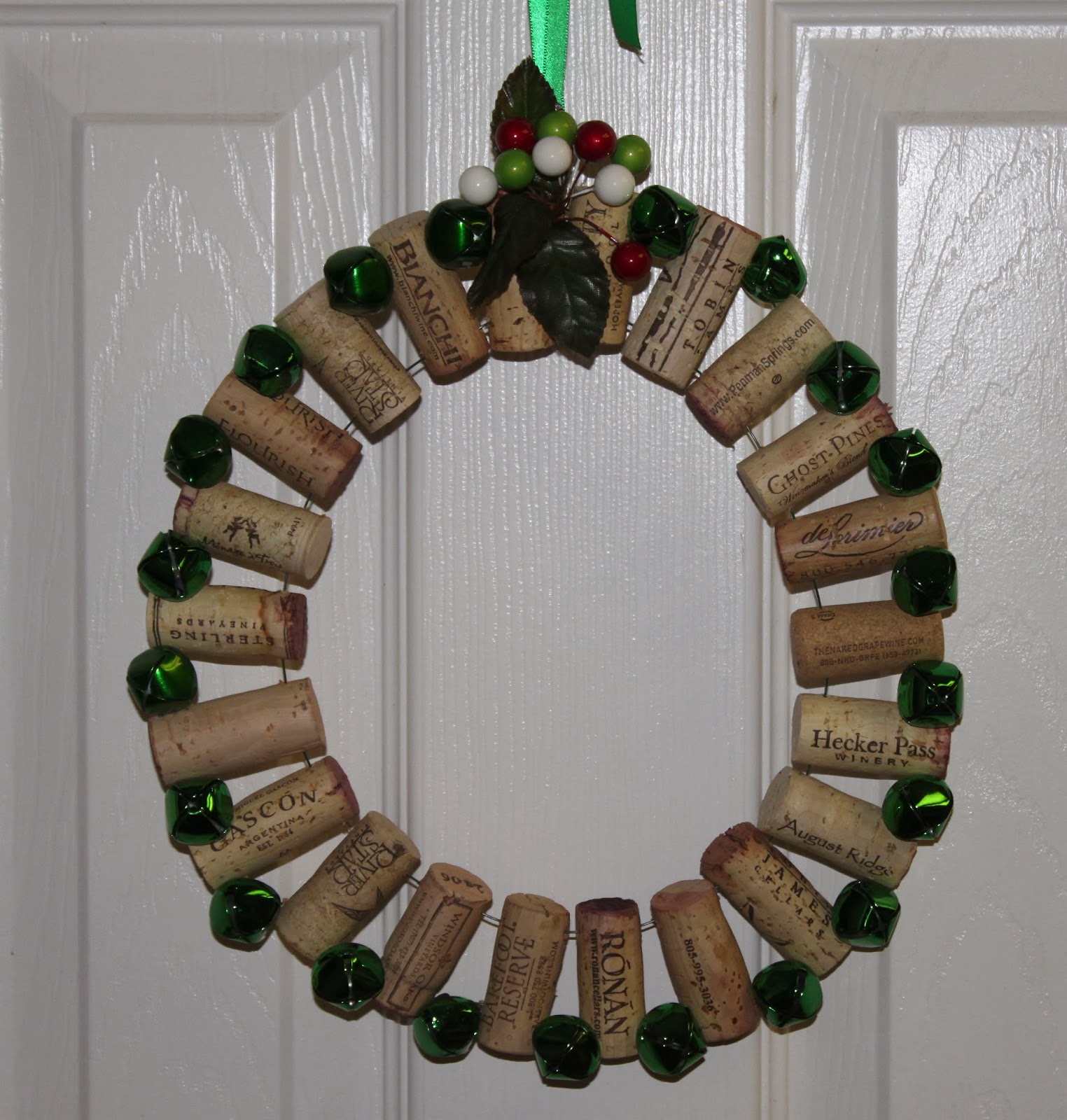 Crafty Girl 21! Wine Cork Wreaths