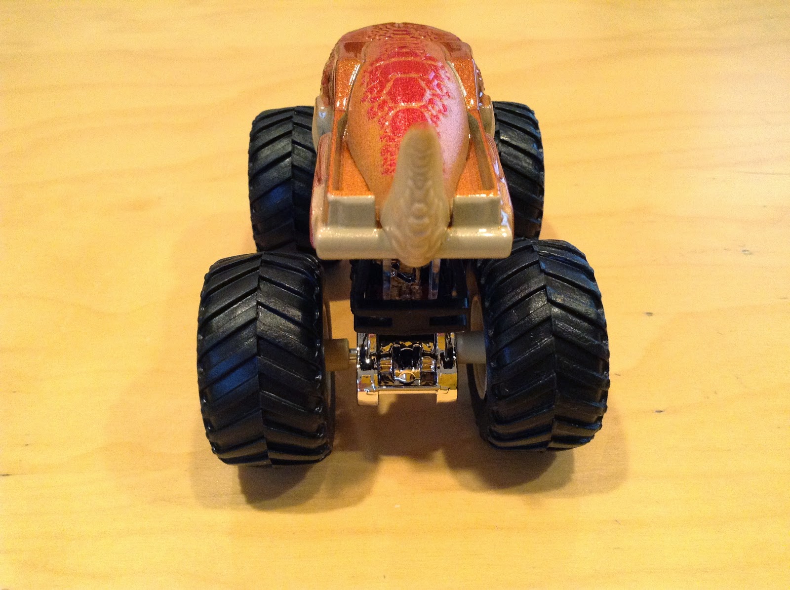 JULIAN'S HOT WHEELS BLOG: Mega-Wrex Monster Jam Truck