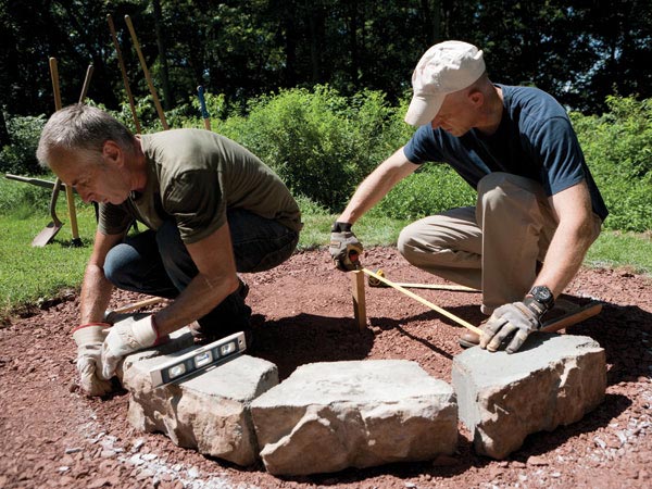 How to Build a Fire Pit in Your Backyard - Decor Units