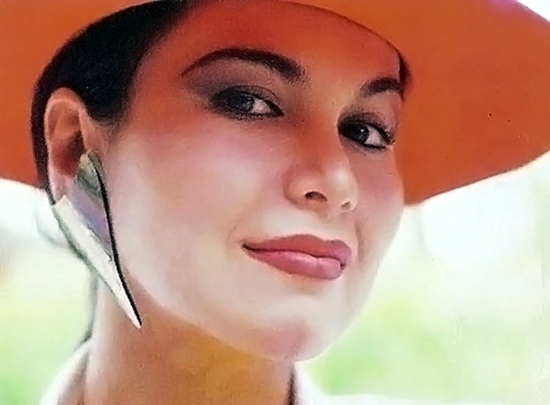 Rosanah Fienngo, deusa cidadã do mundo Mídia O Especial Rosanah Fienngo