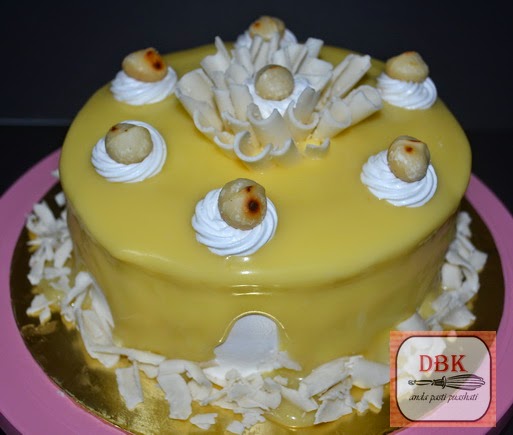 White Chocolate Macadamia Cake