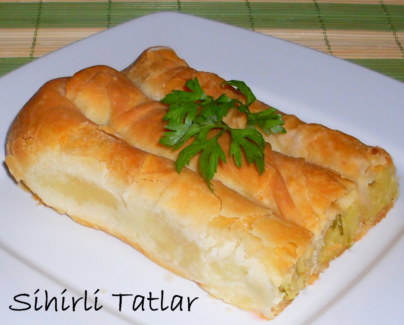 &amp;SİHİRLİ TATLAR&amp; ELDE AÇMA GÜL BÖREK